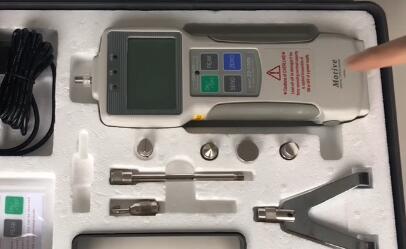 一諾電子生產(chǎn)的推拉力計(jì)怎么用？