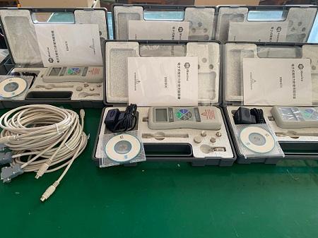 中國(guó)重汽集團(tuán)采購(gòu)DS2-500N電子式推拉力計(jì)